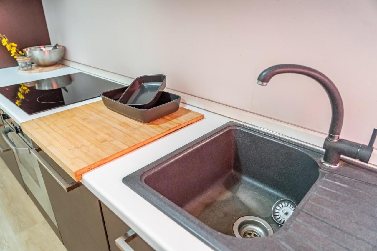 Casa Golgi - Pavia City - By Host4U Bagian luar foto