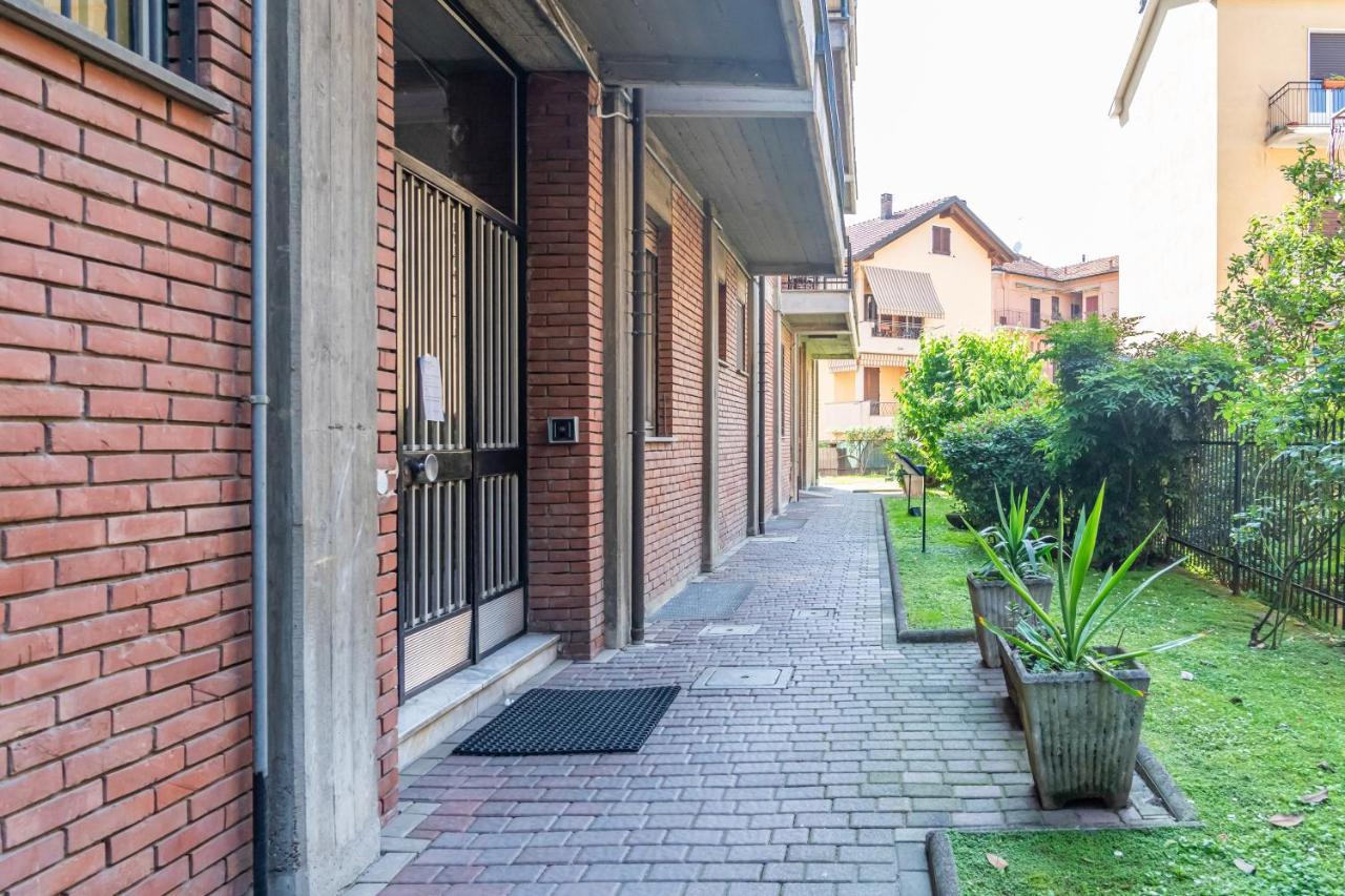 Casa Golgi - Pavia City - By Host4U Bagian luar foto