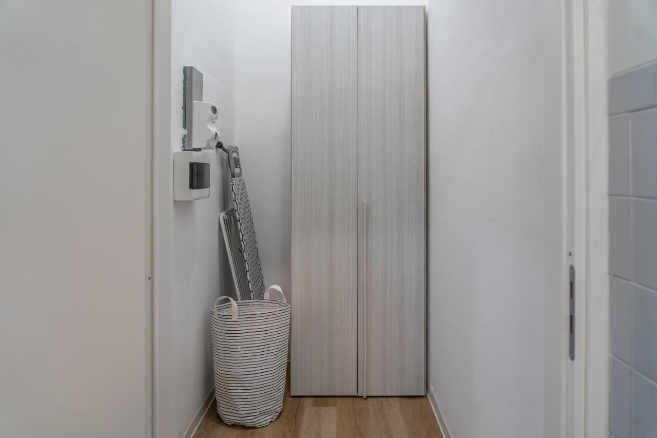 Casa Golgi - Pavia City - By Host4U Bagian luar foto